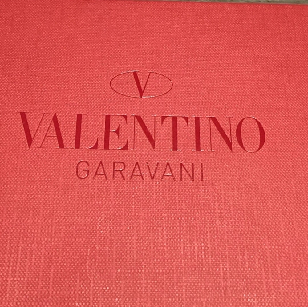 Valentino Garavani Navy Wallet  Crossbody With Detachable Chain Small Flaw NEW